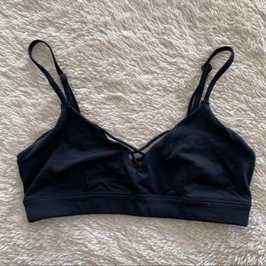 Alo Black Interlace Sports Bra